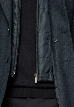 Boggi Milano Veste Avec Gilet En Laine Mélangée